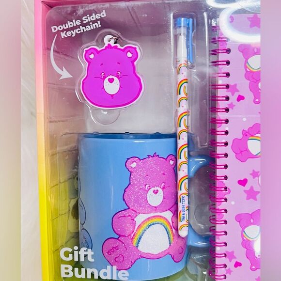 Care Bears Gift Set - Picture 2 of 5